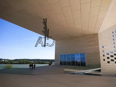 5 Abri lumineux la MECA Bordeaux.